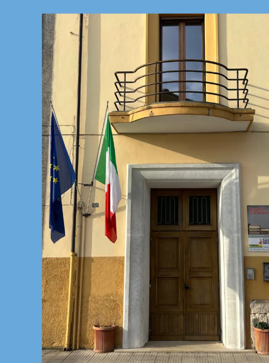 Ingresso della scuola in Via Cesare Battisti a Sora